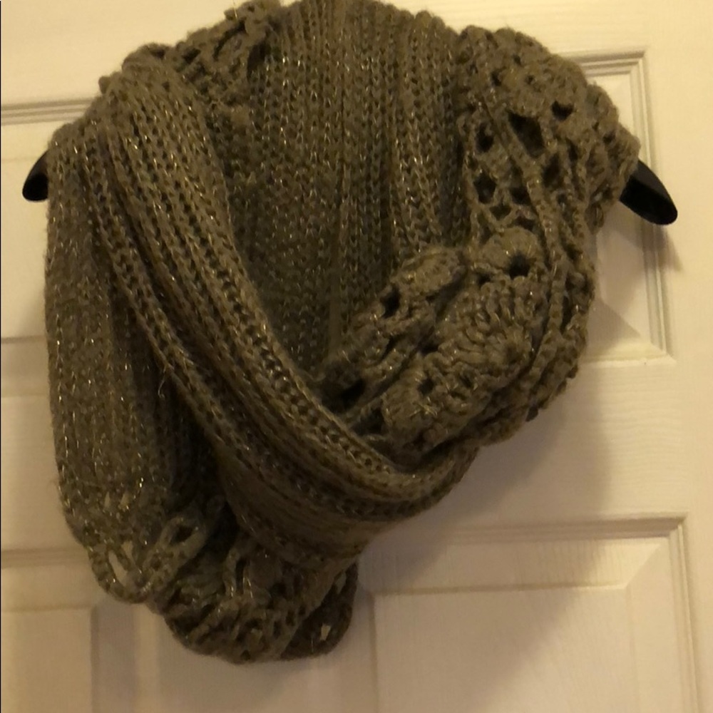 Aldo brown sparkly scarf